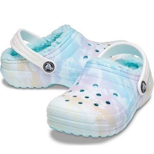 NWT Kids Cloud Ombré Lined Crocs